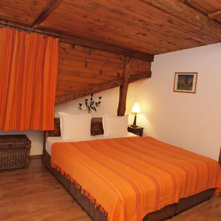 Momini Dvori Boutique 3*