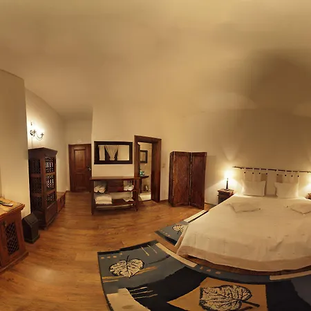 Momini Dvori Boutique Hotel 3*