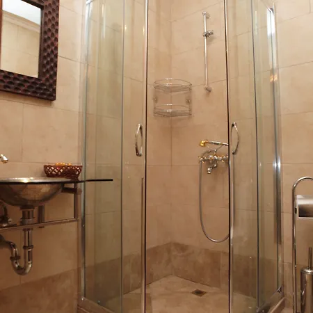 Momini Dvori Boutique Hotel 3*