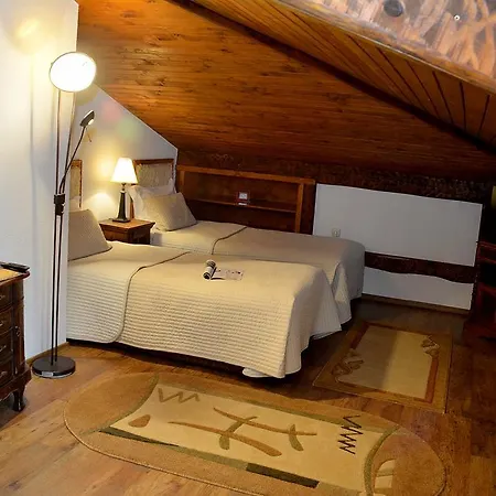 Momini Dvori Boutique