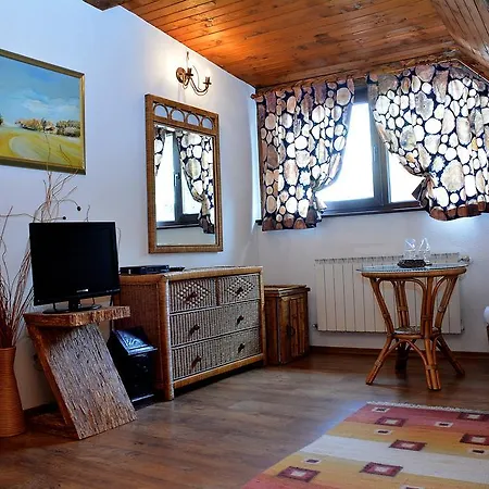 Momini Dvori Boutique Hotel 3*