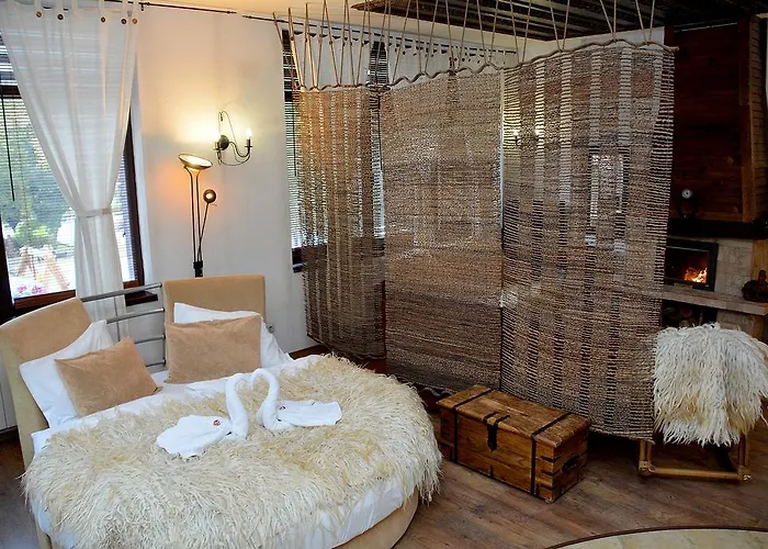 Momini Dvori Boutique