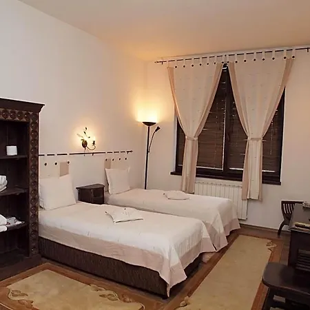 Momini Dvori Boutique 3*